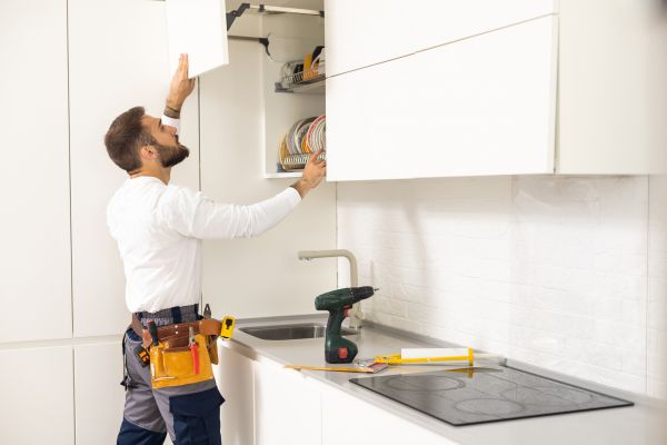 Cabinet Service in Buda